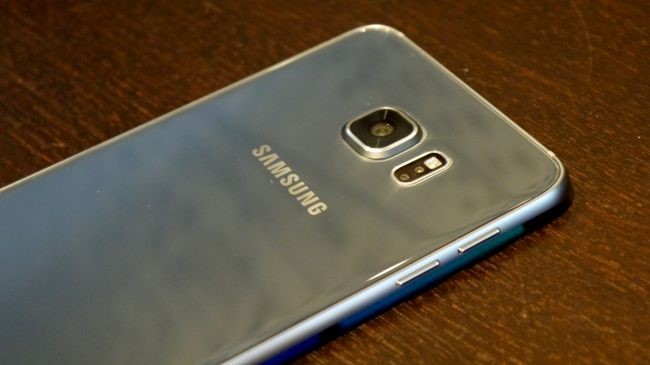 Samsung Galaxy S6 Edge Plus ve iPhone 6 Plus Karşılaştırması
